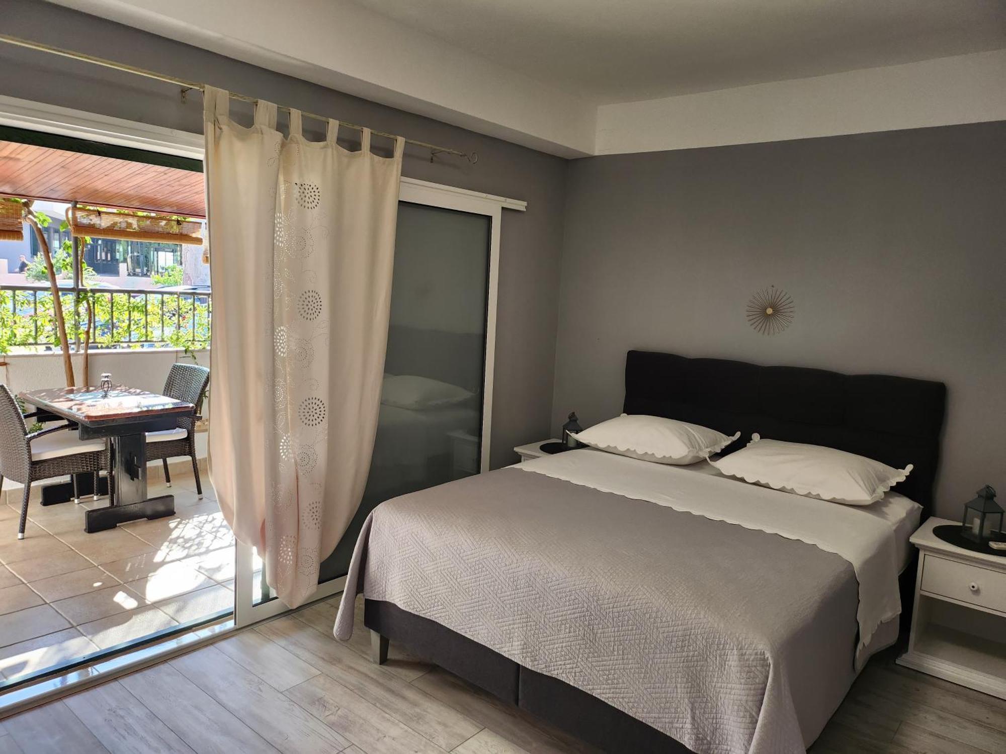 Apartmani Dijana Podgora Exterior foto