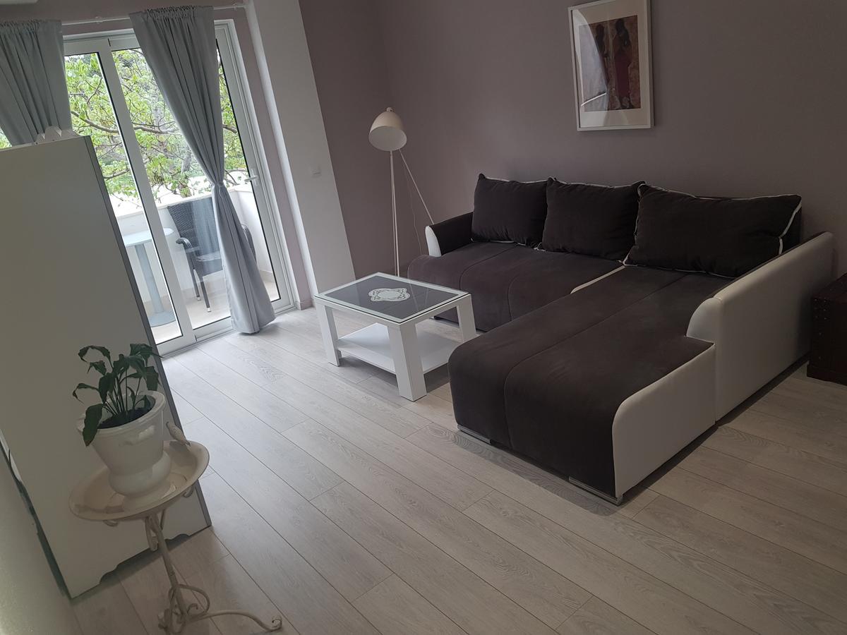 Apartmani Dijana Podgora Exterior foto